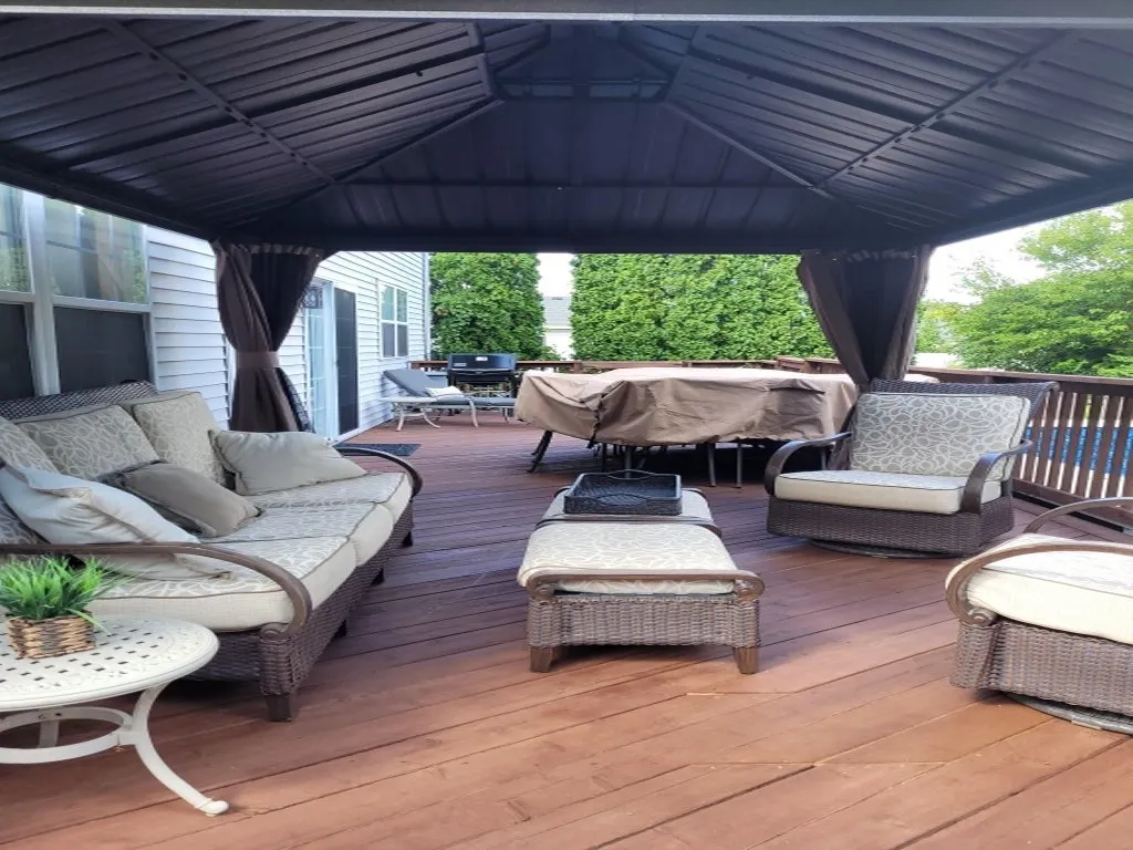 741 Regal Lane IL
