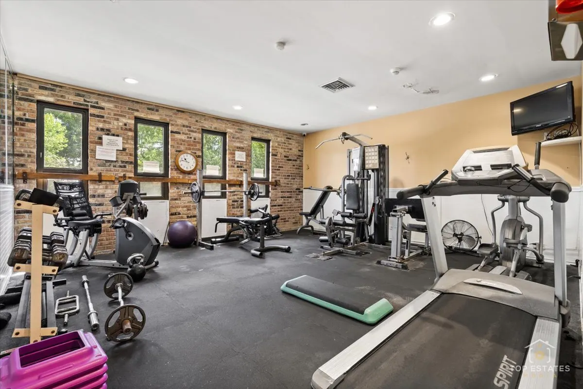 11B Kingery Quarter 107 IL