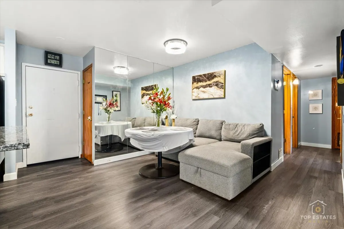 11B Kingery Quarter 107 IL