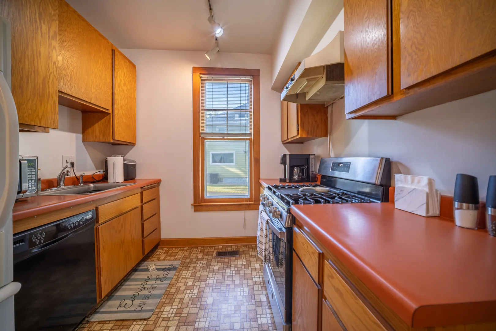 754 South Street IL