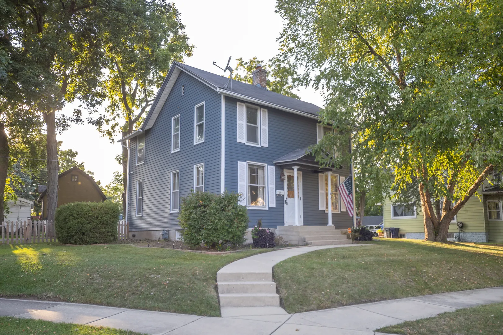 754 South Street IL