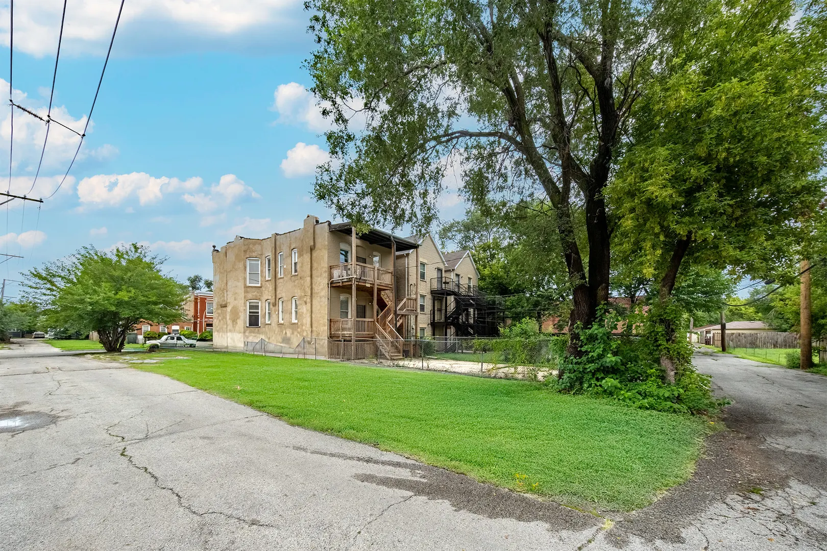 209 S Albany Avenue IL