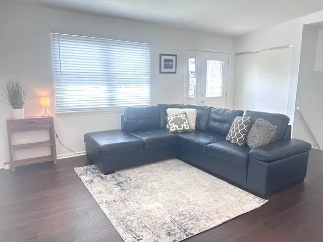 311 Cherrywood Court IL