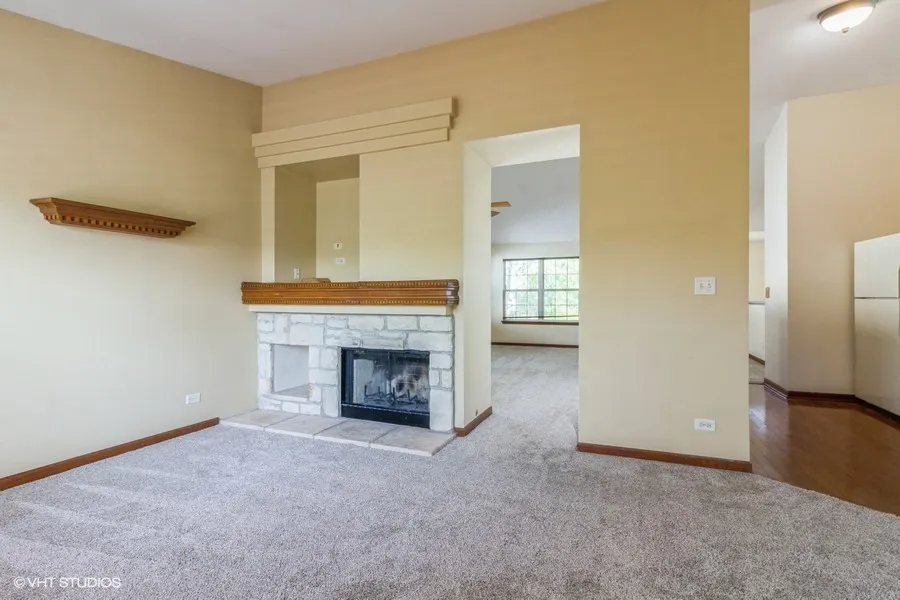 2418 Oneida Lane 2418 IL