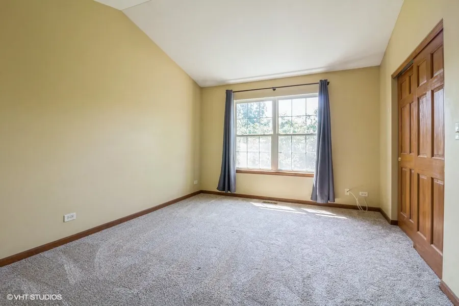2418 Oneida Lane 2418 IL