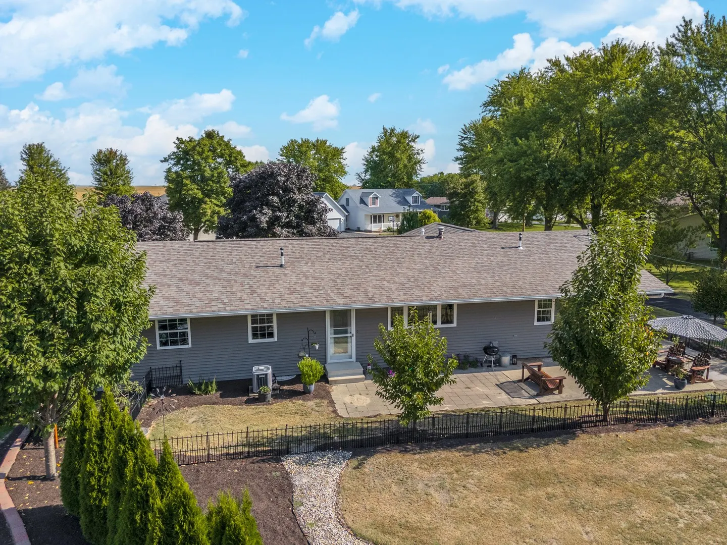 502 W Jeffery Street IL