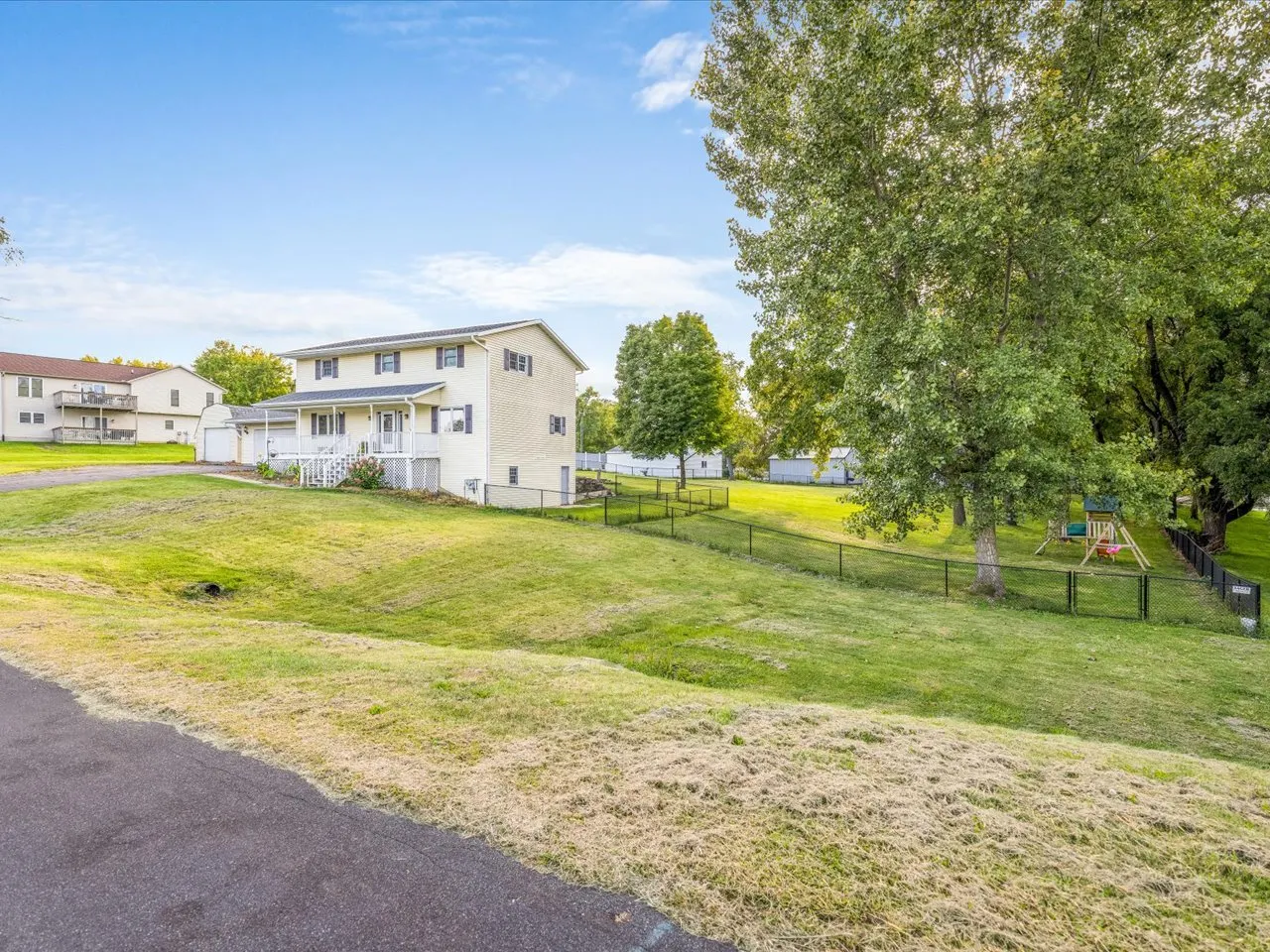 224 Quarry Lane IL
