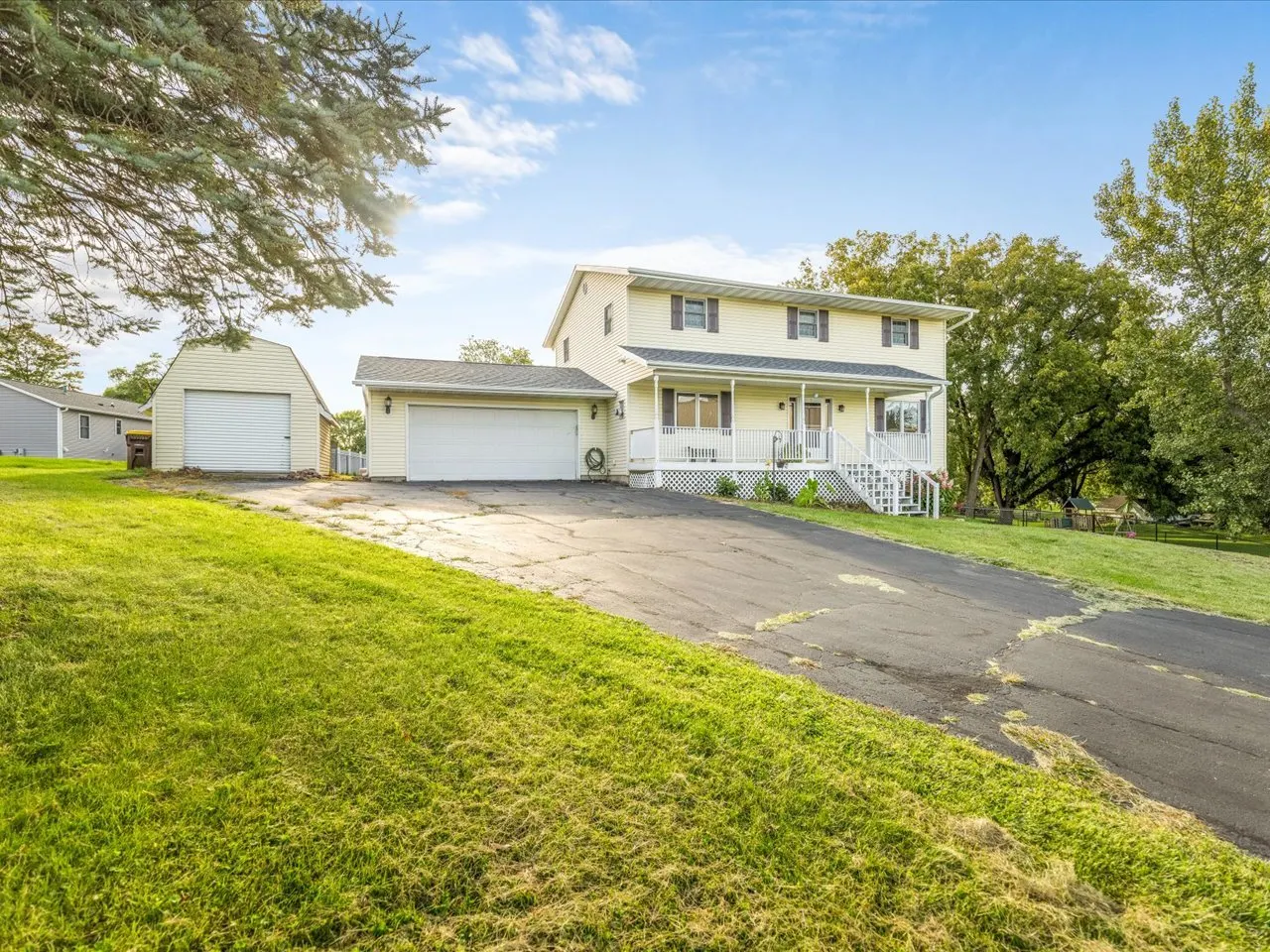 224 Quarry Lane IL