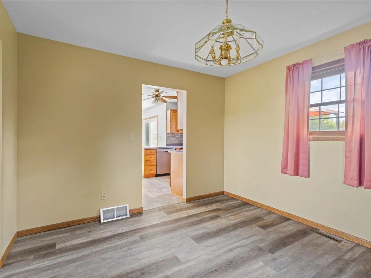 224 Quarry Lane IL