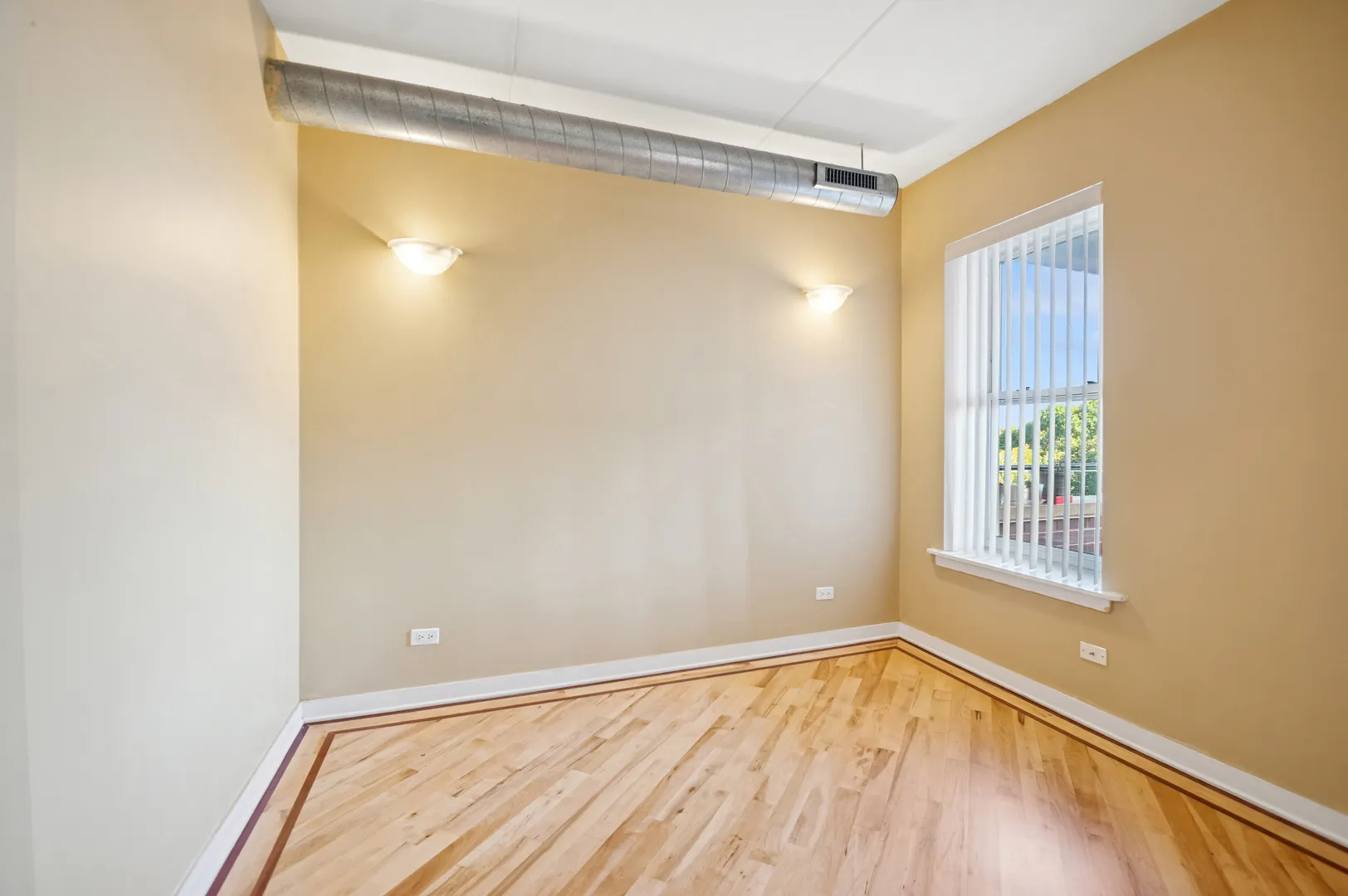 3611 W Montrose Avenue 405 IL
