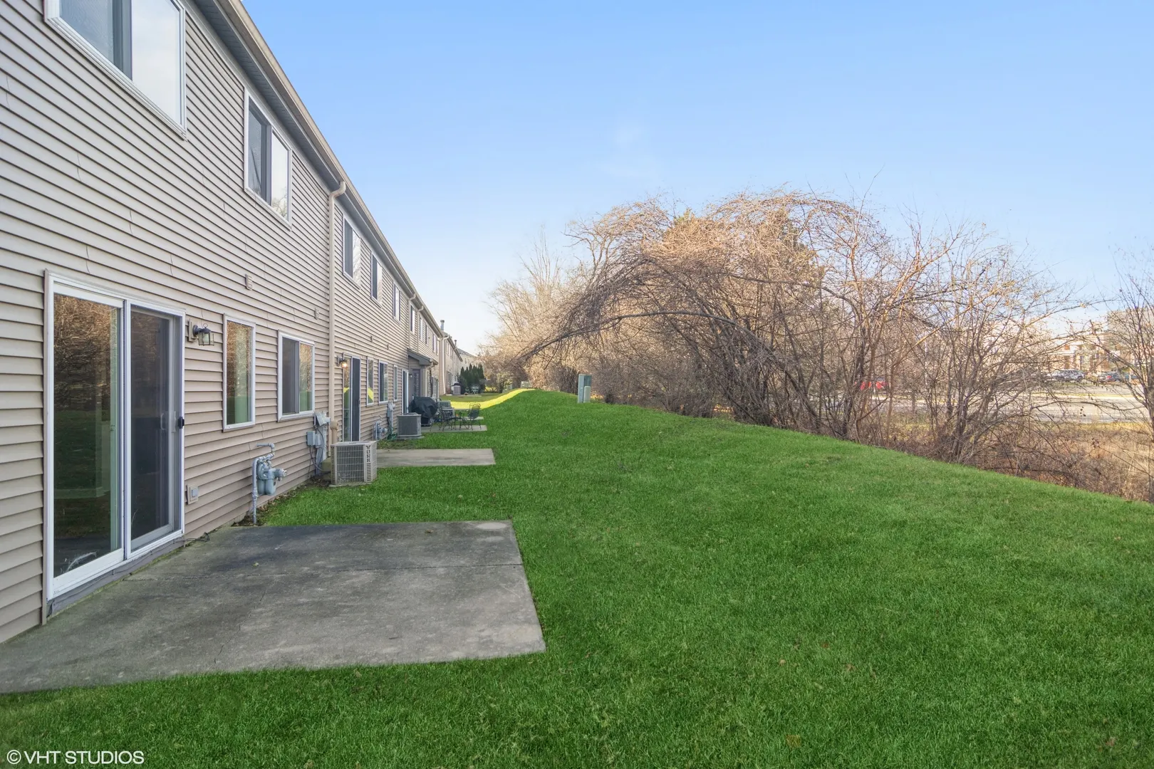 734 E Whispering Oaks Court 10E IL