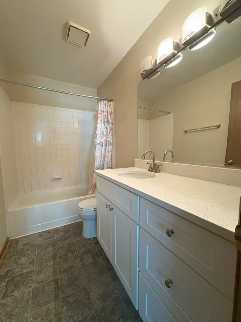 36 Gant Circle H IL