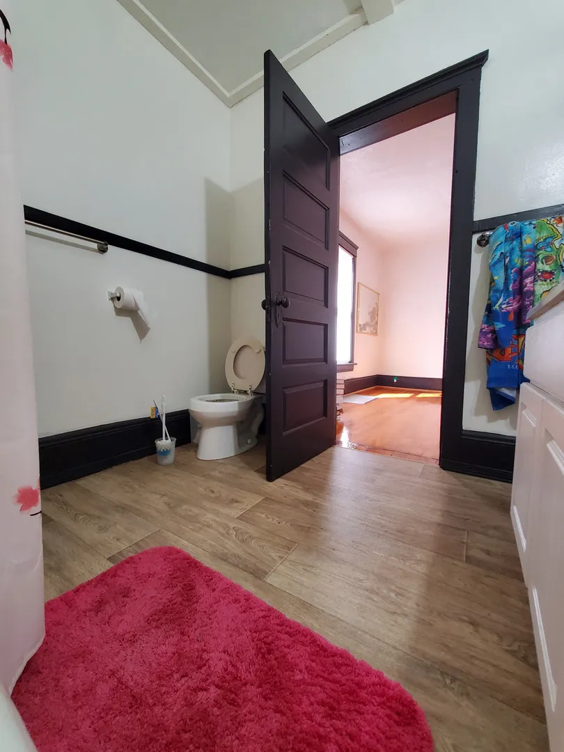 472 Clark Street IL