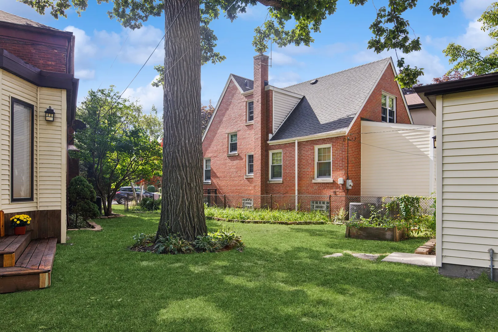 5810 N Kirby Avenue IL