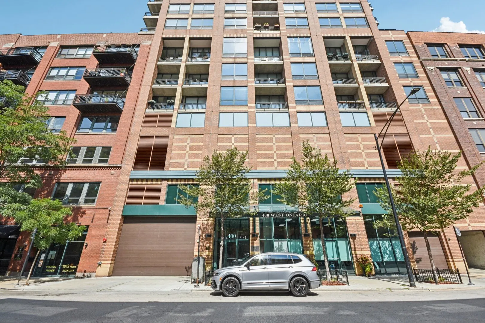 400 W ONTARIO Street 1203 IL