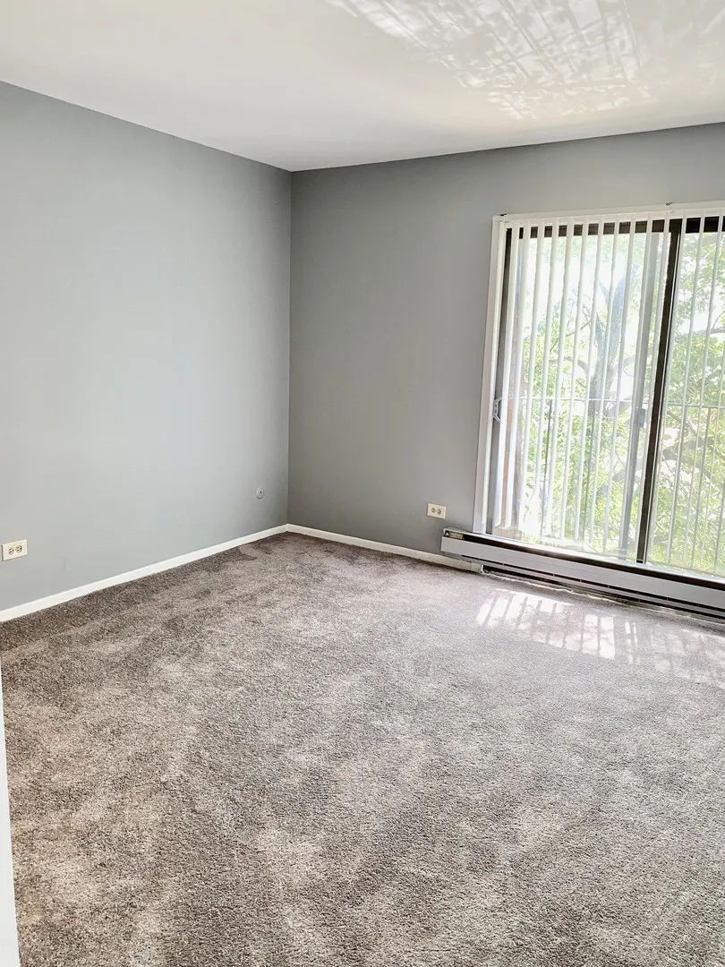190 S Waters Edge Drive 302 IL