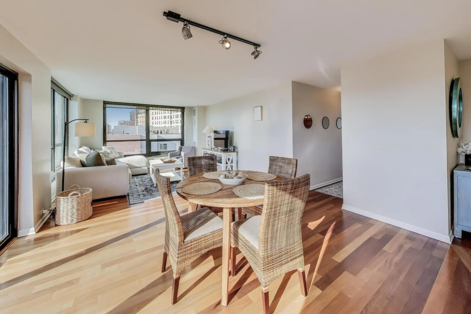 2020 N LINCOLN PARK WEST 7A IL