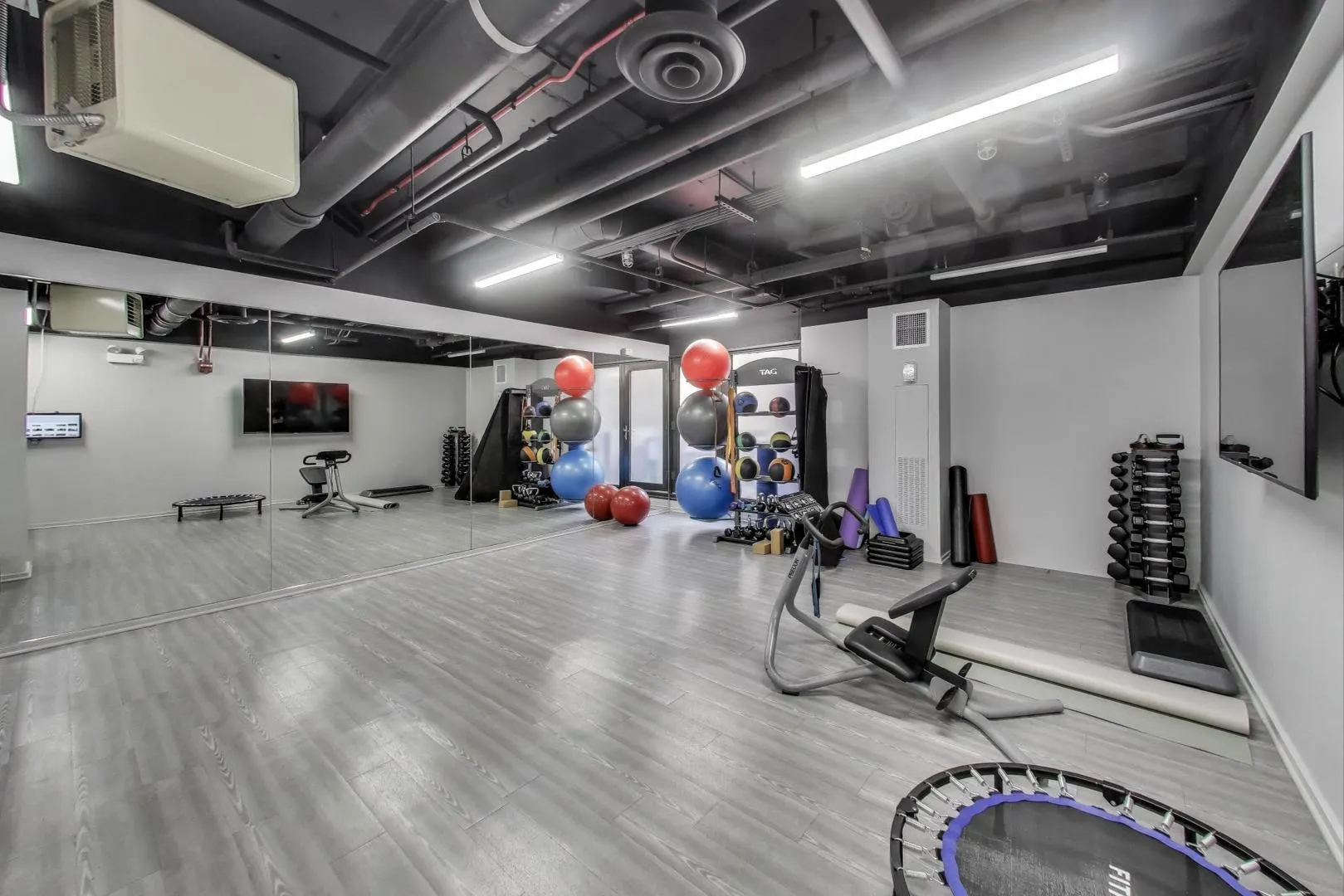 2020 N LINCOLN PARK WEST 7A IL