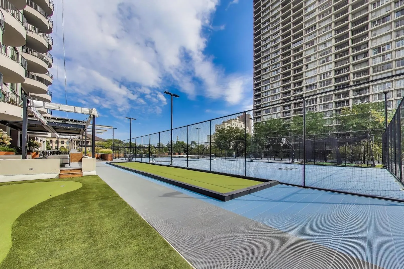 2020 N LINCOLN PARK WEST 7A IL