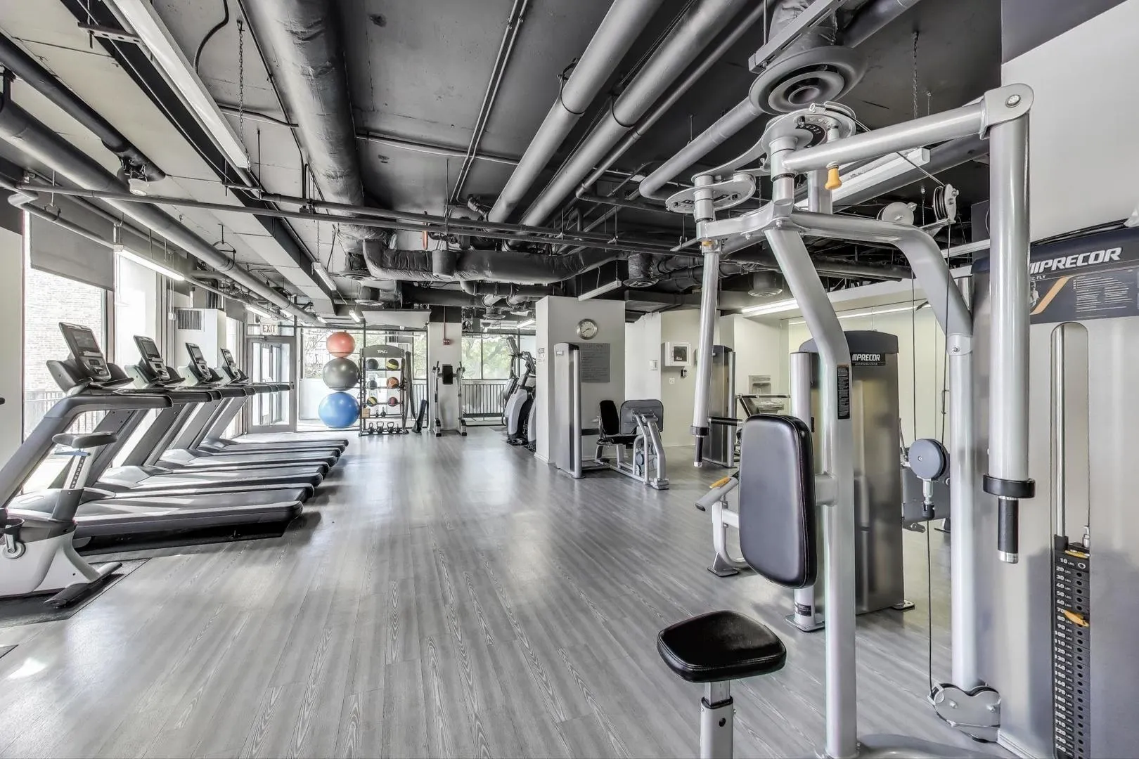 2020 N LINCOLN PARK WEST 7A IL