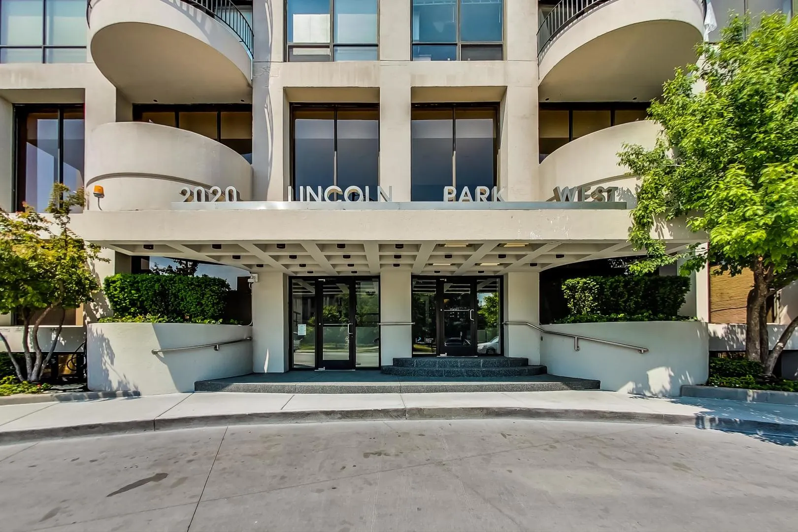 2020 N LINCOLN PARK WEST 7A IL