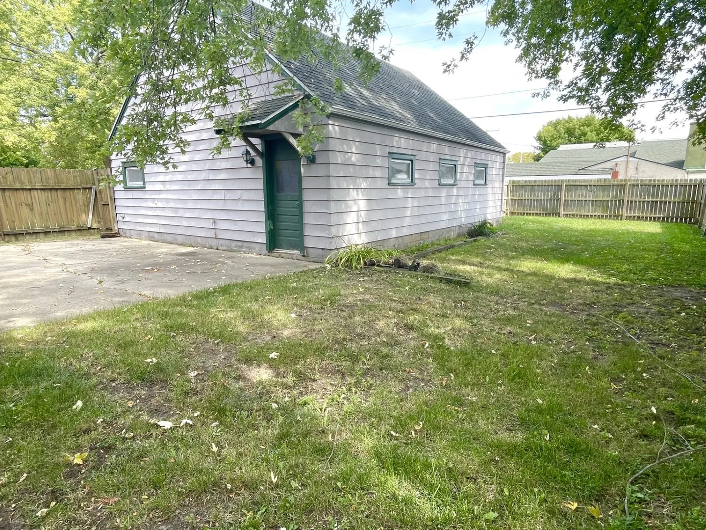1668 Chartres Street IL