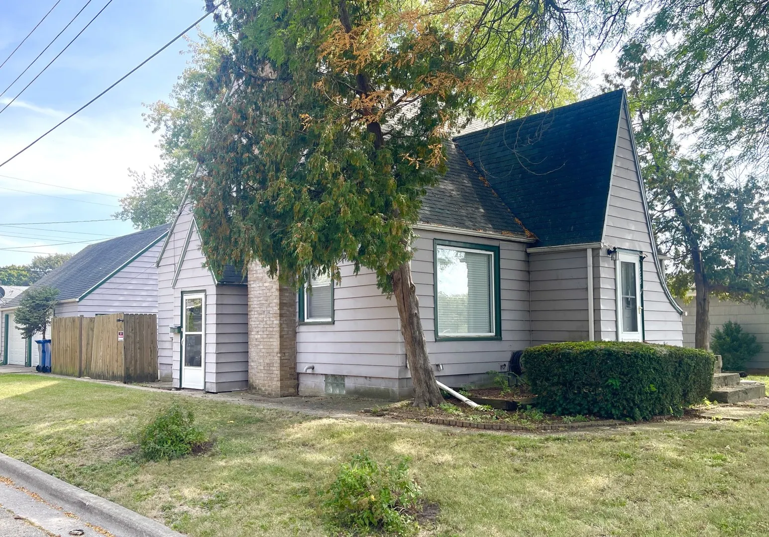 1668 Chartres Street IL
