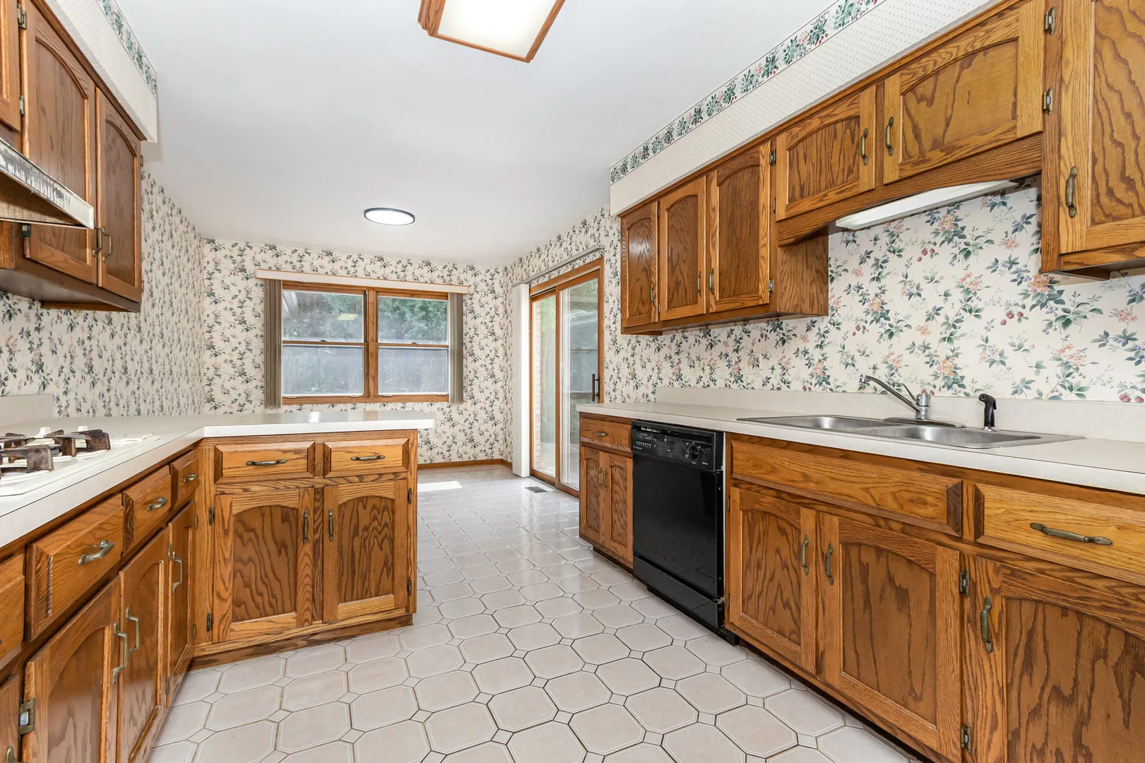 13910 Green Valley Drive IL