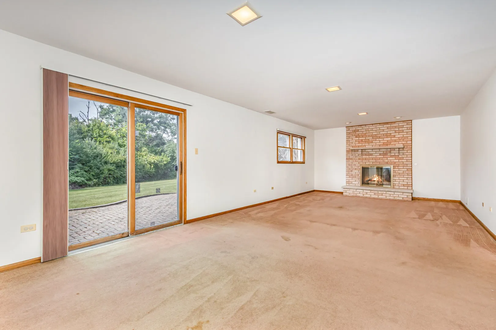 13910 Green Valley Drive IL