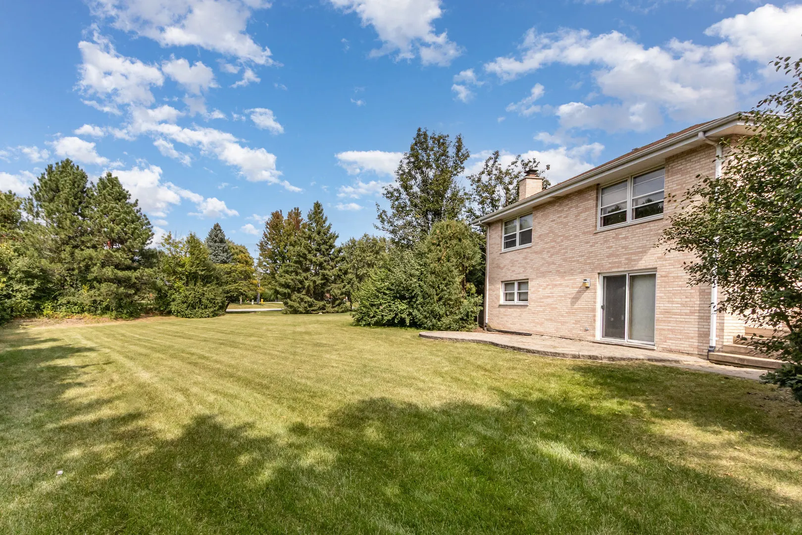 13910 Green Valley Drive IL