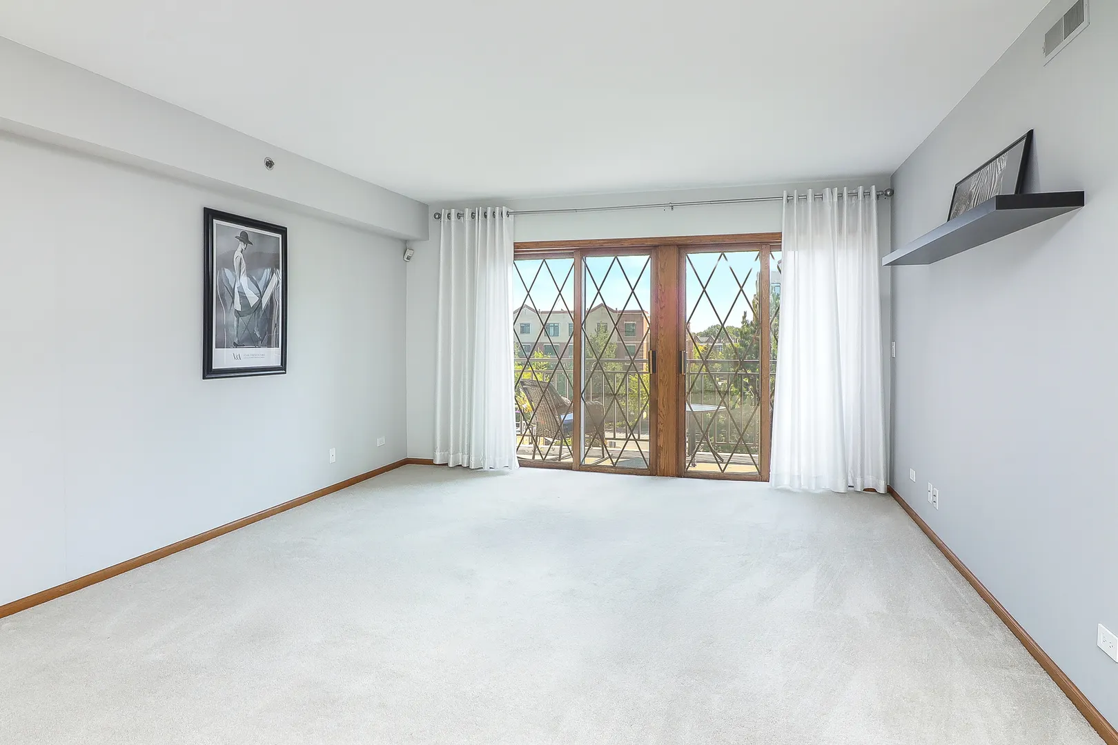 5 S Pine Street 507B IL
