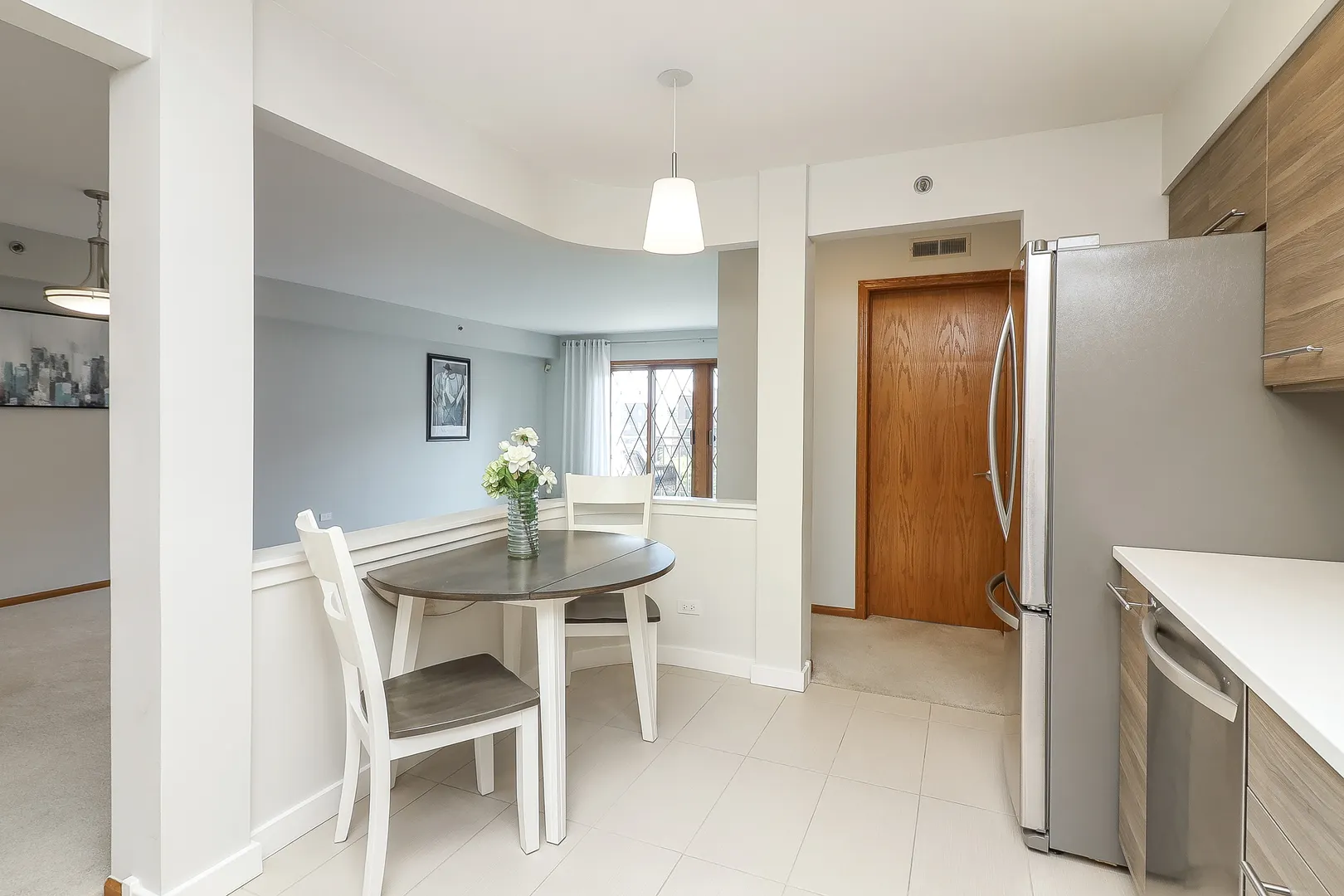 5 S Pine Street 507B IL
