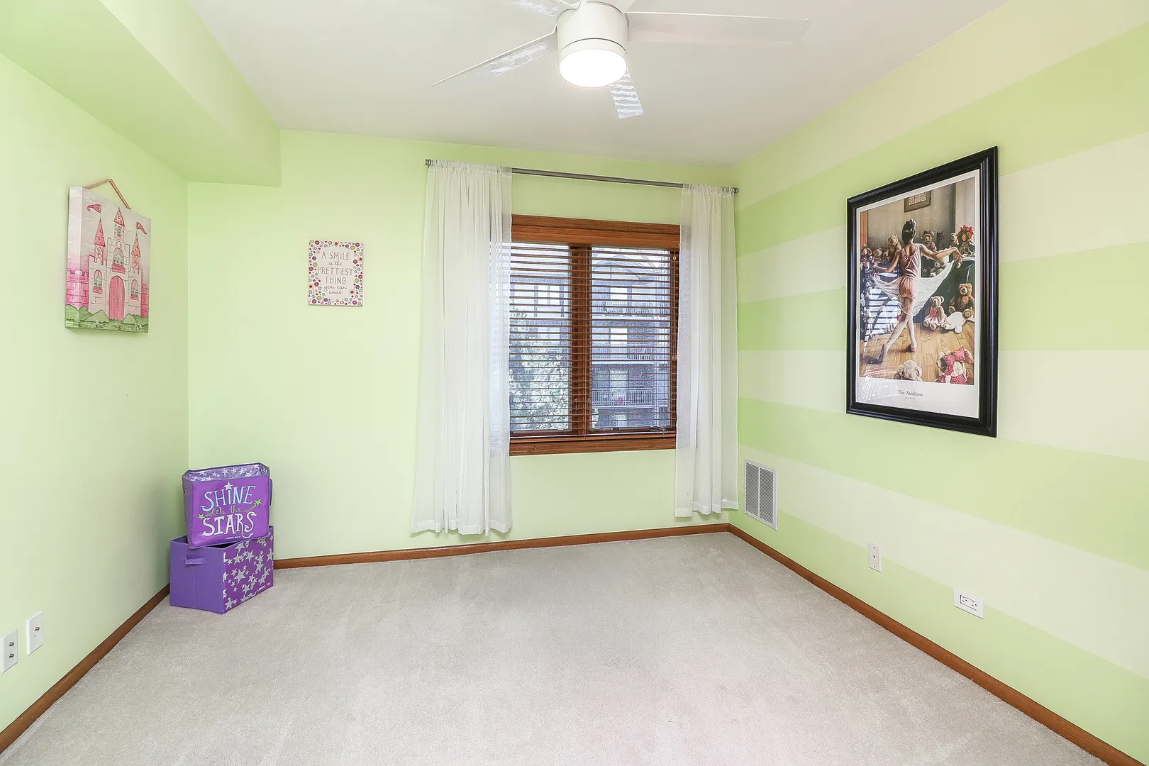 5 S Pine Street 507B IL