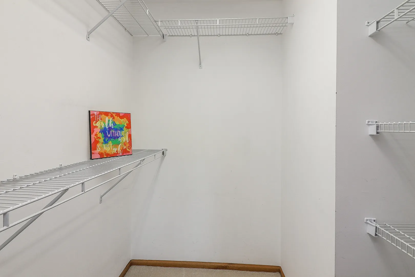5 S Pine Street 507B IL
