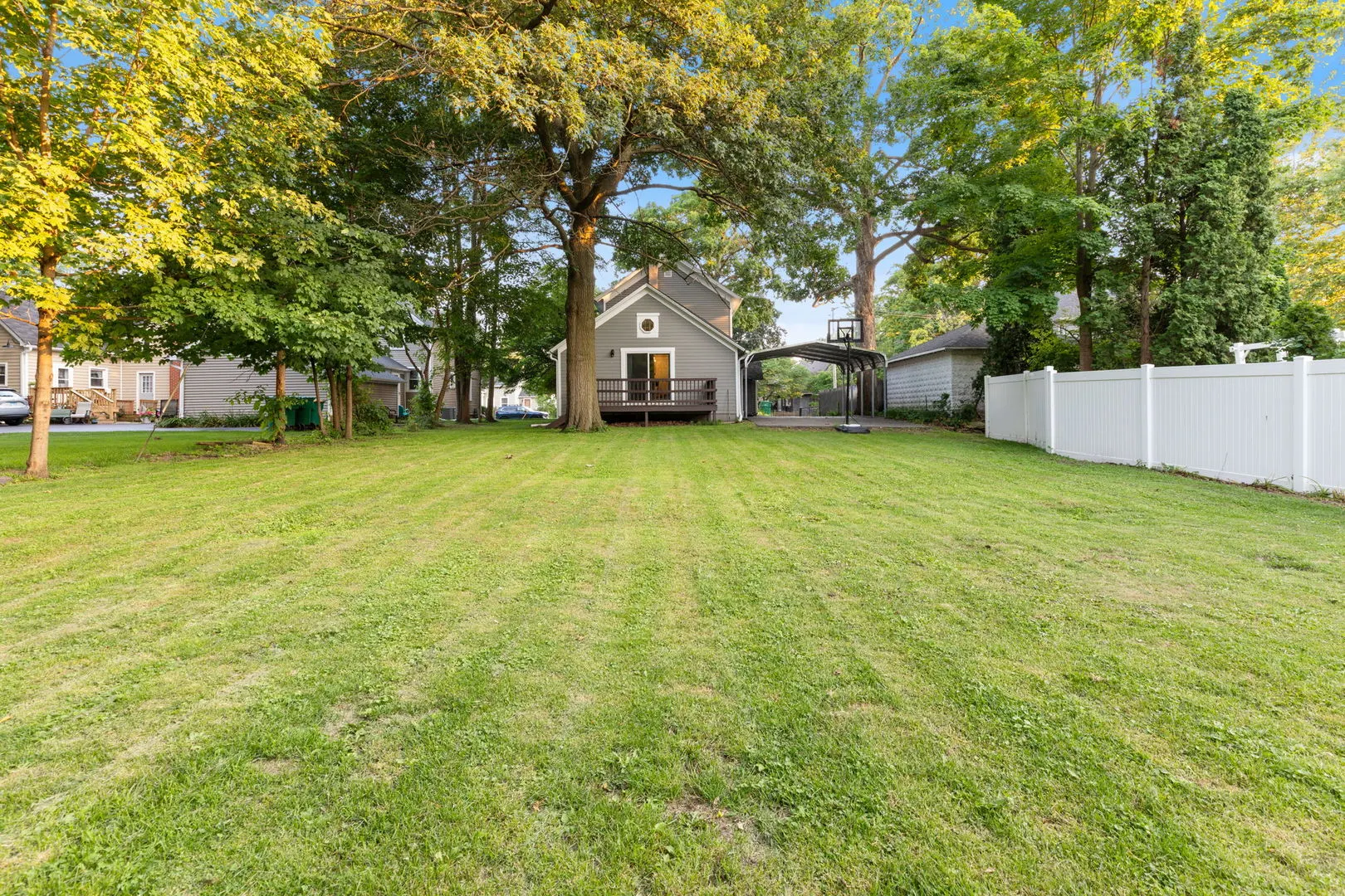 113 E Ottawa Street IL