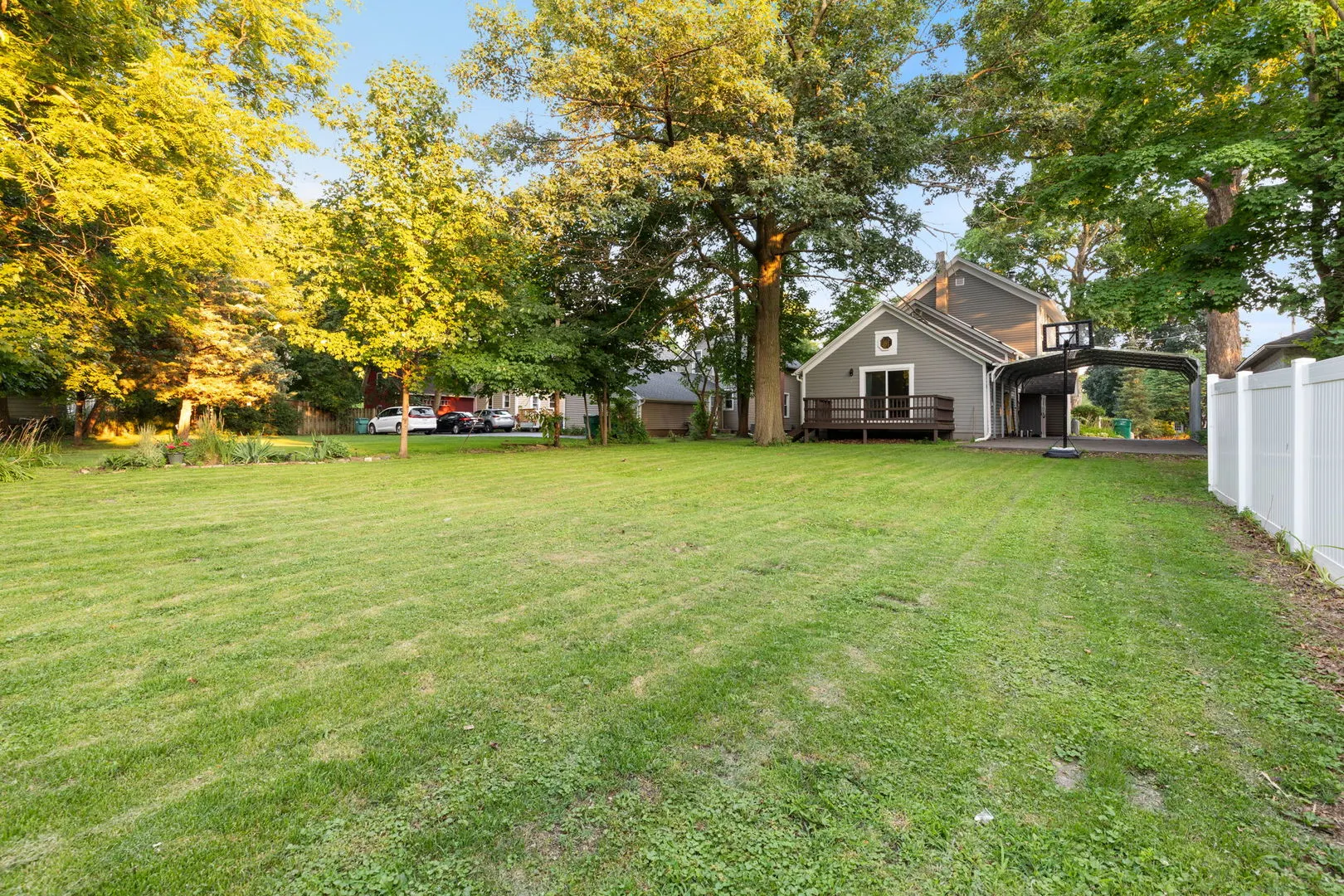 113 E Ottawa Street IL