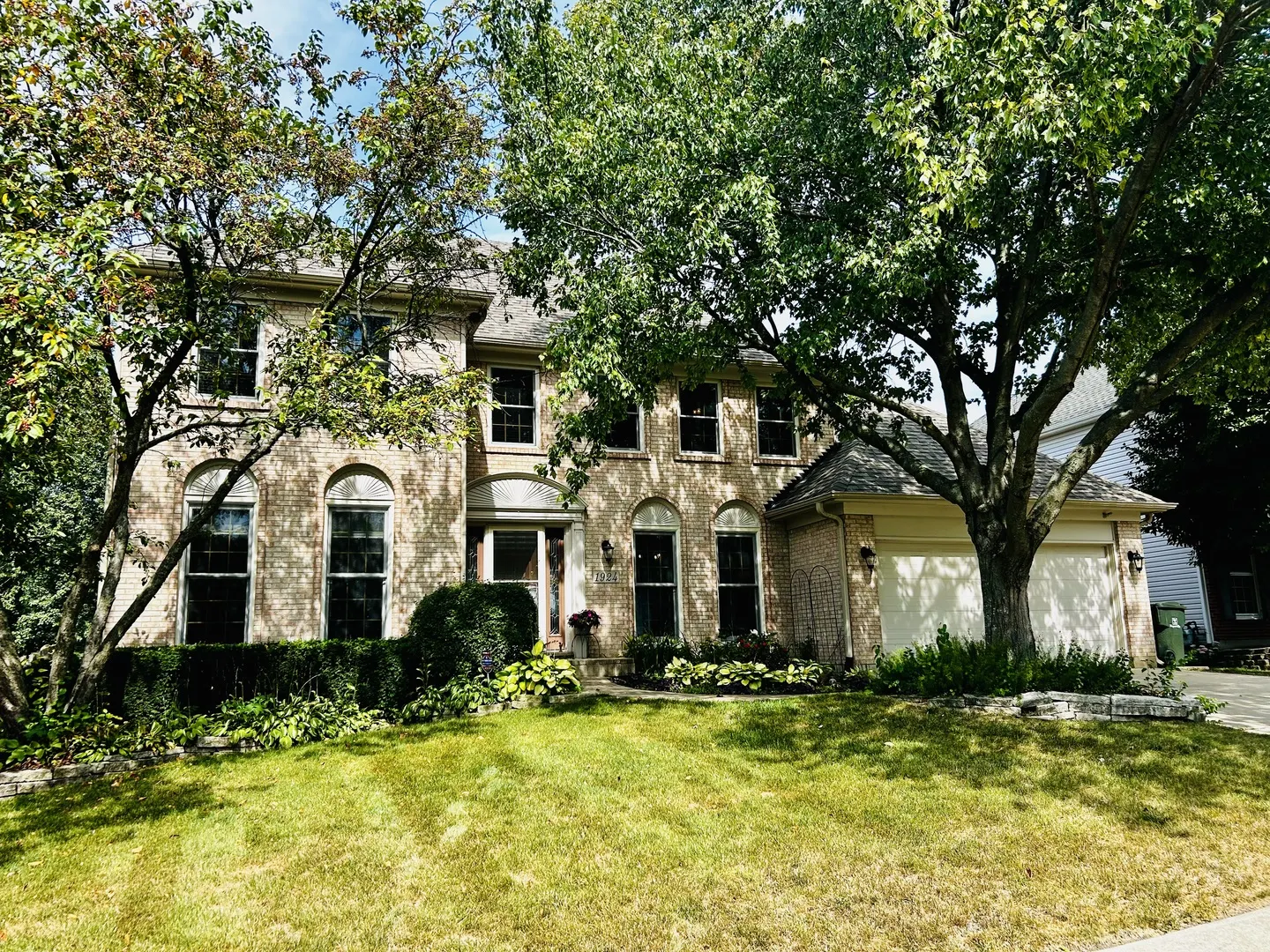 1924 Vassar Drive IL