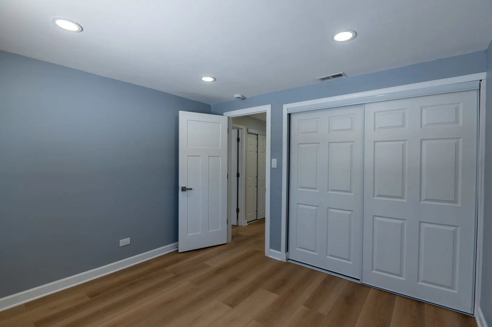 124 Westover Lane IL