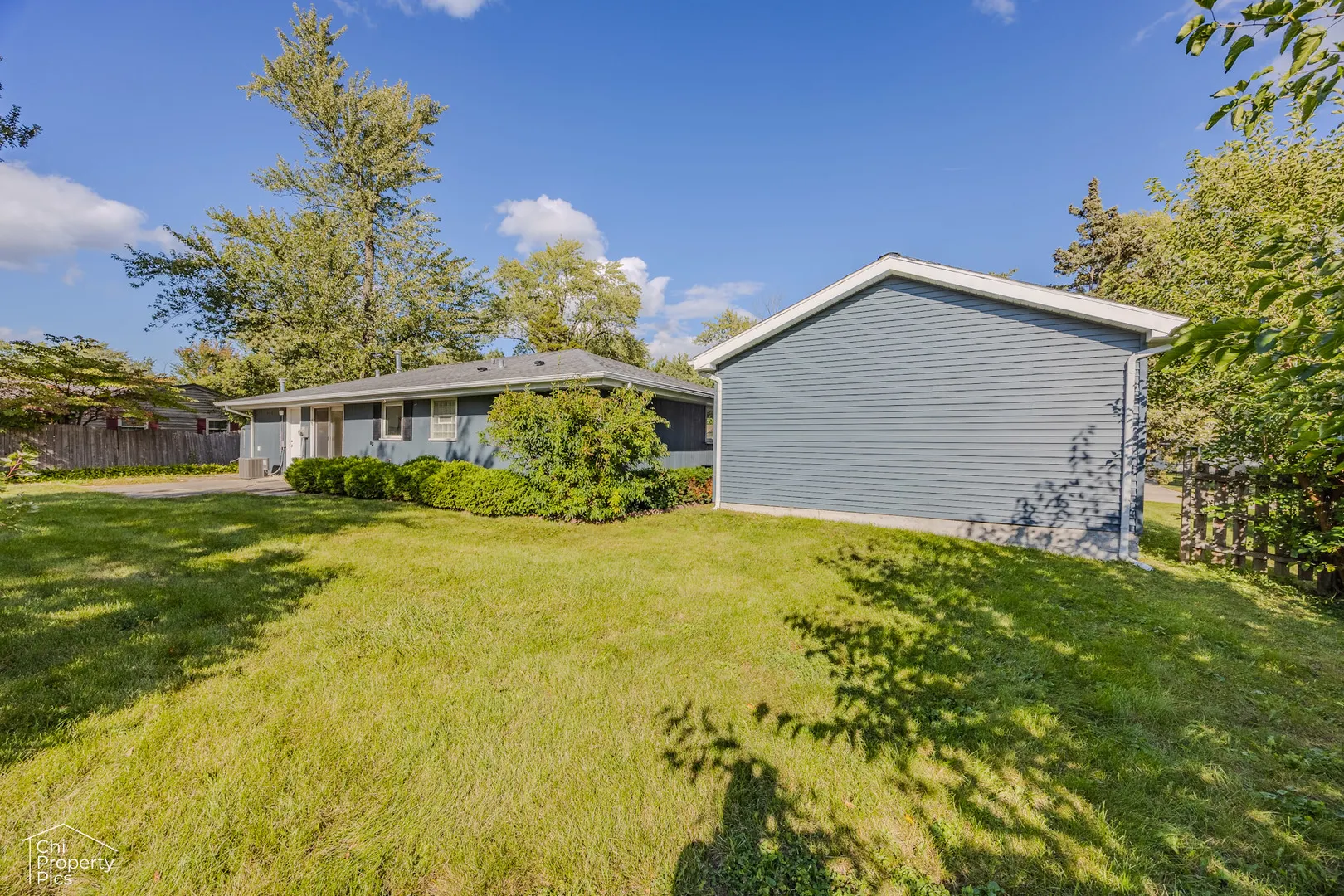 124 Westover Lane IL