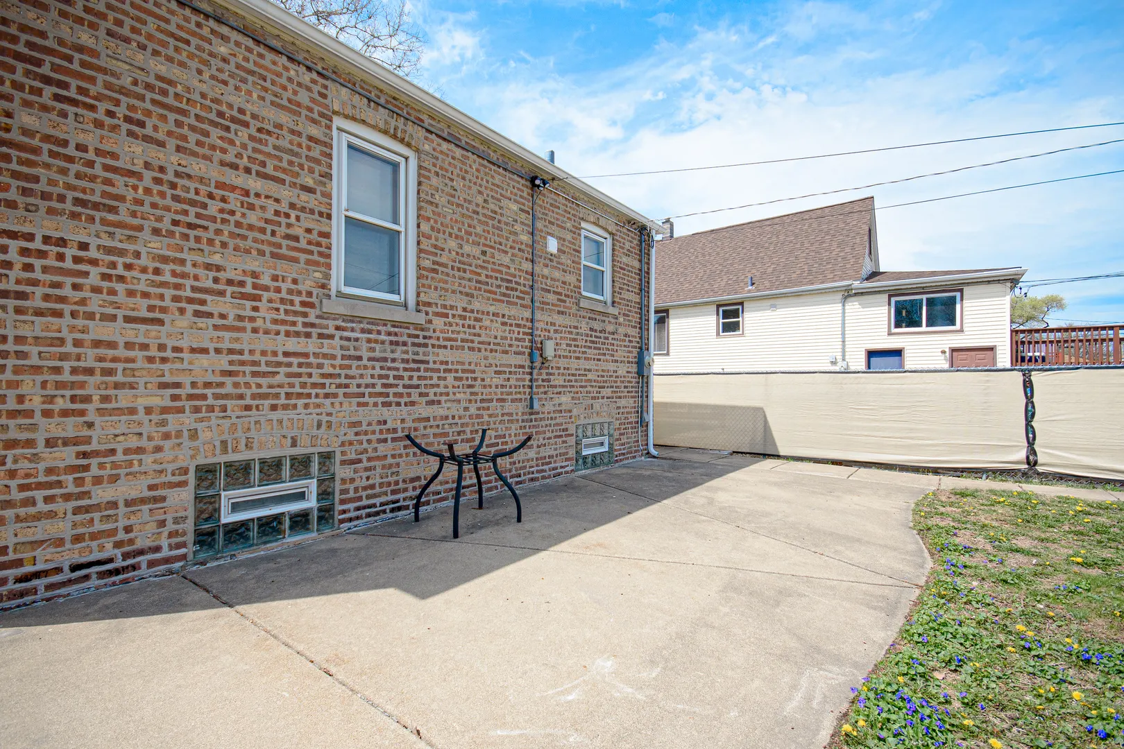 5533 S Menard Avenue IL