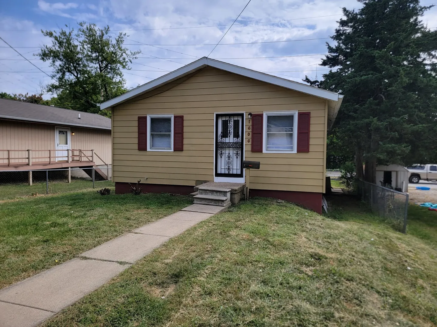 1606 Indiana Street IL