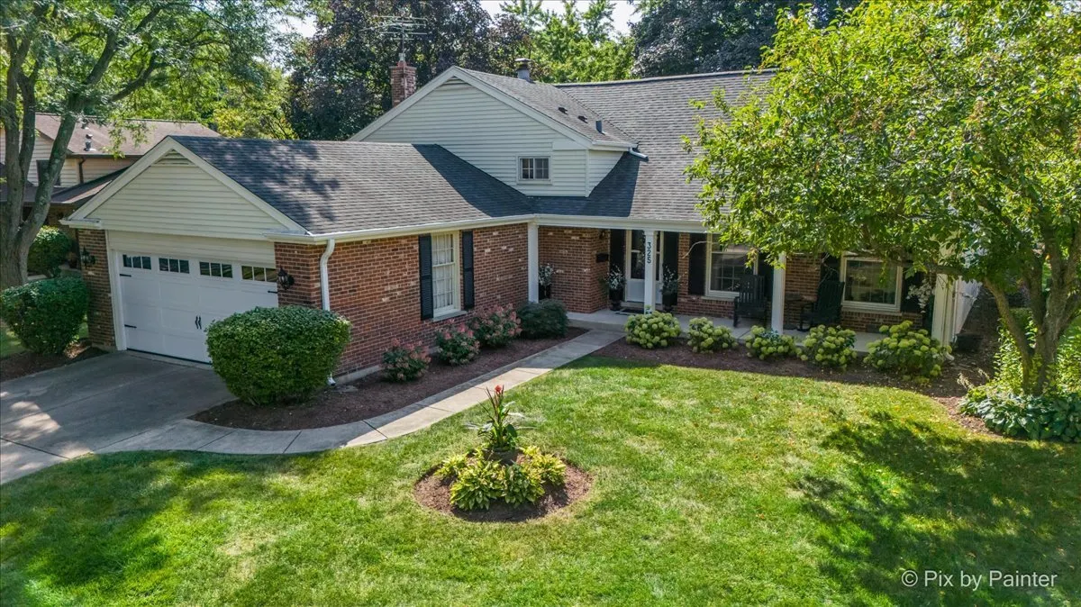 325 Green Valley Drive IL