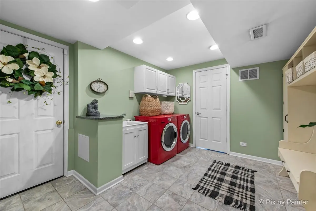 325 Green Valley Drive IL