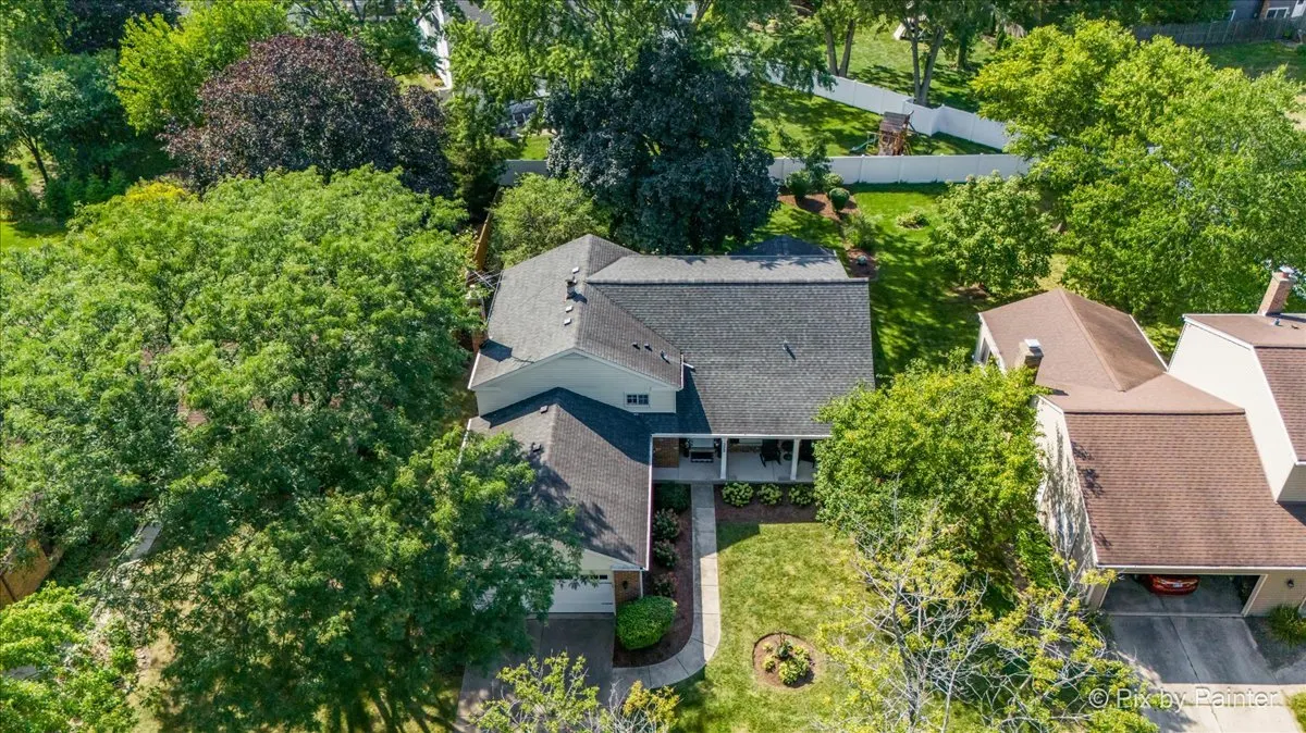 325 Green Valley Drive IL
