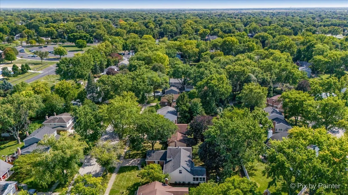325 Green Valley Drive IL