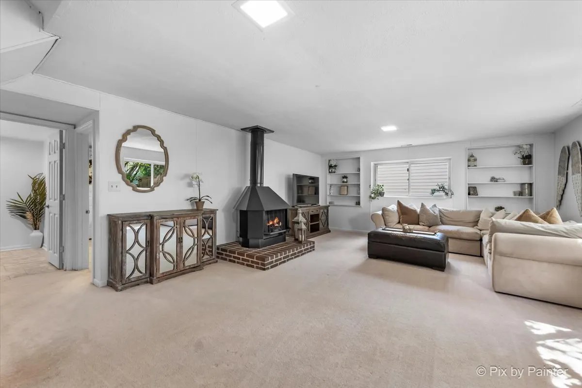 325 Green Valley Drive IL