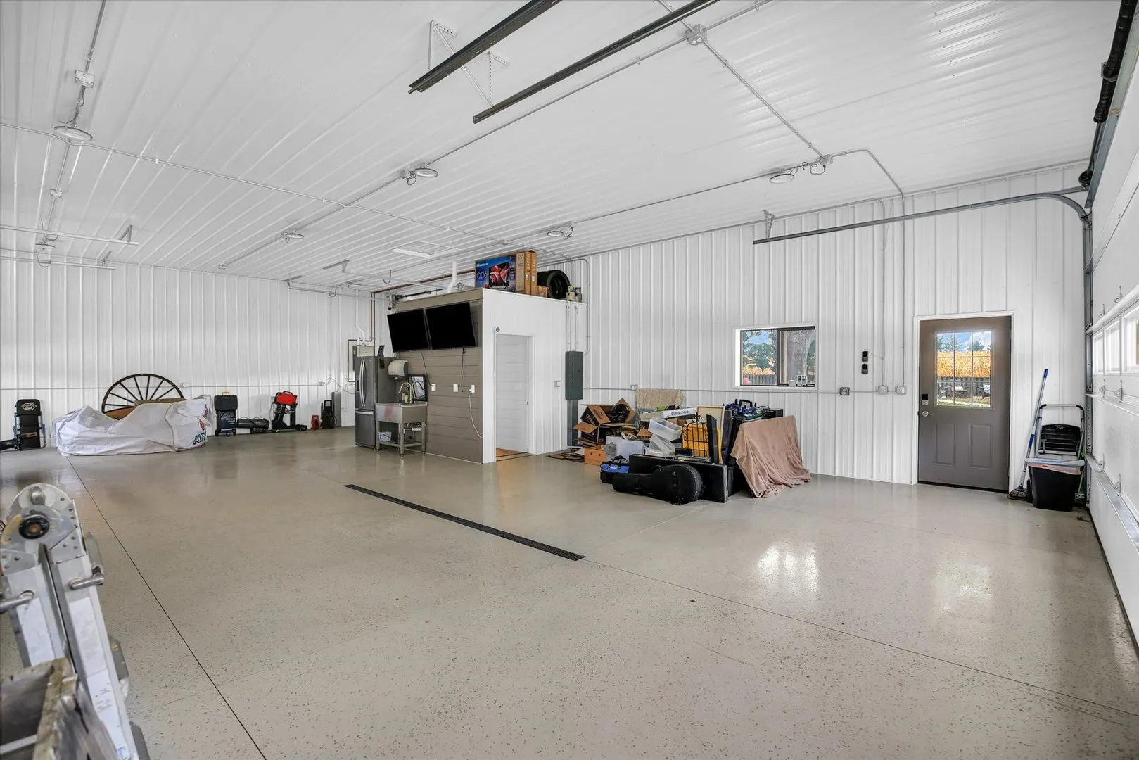 303 W Evergreen Drive IL