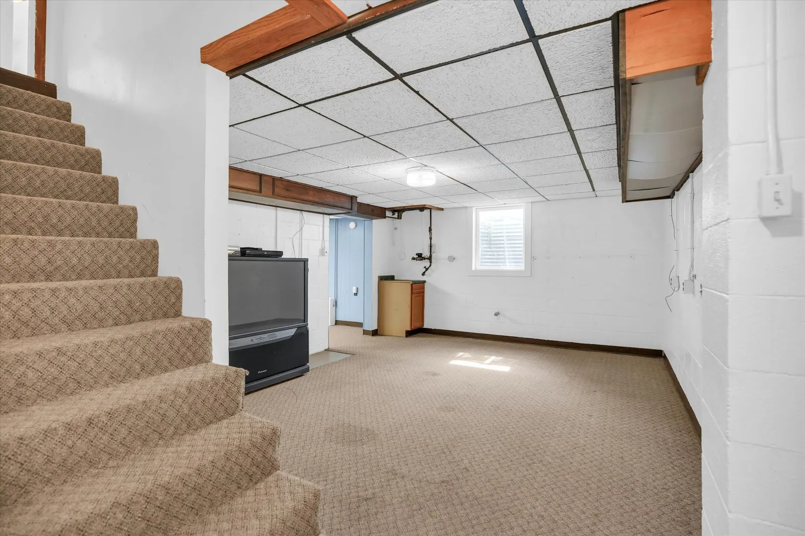 303 W Evergreen Drive IL