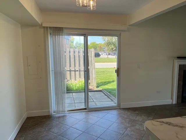 1226 N Knollwood Drive IL