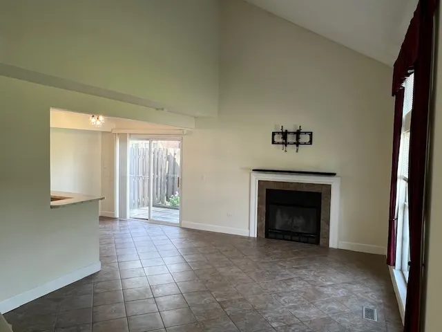 1226 N Knollwood Drive IL